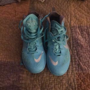 Nike Hyperfuse basketball shoes